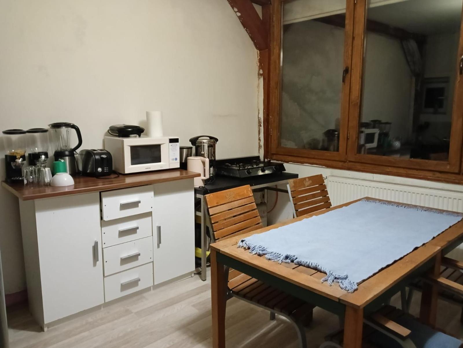 Zen Hostel Cluj-Napoca Buitenkant foto