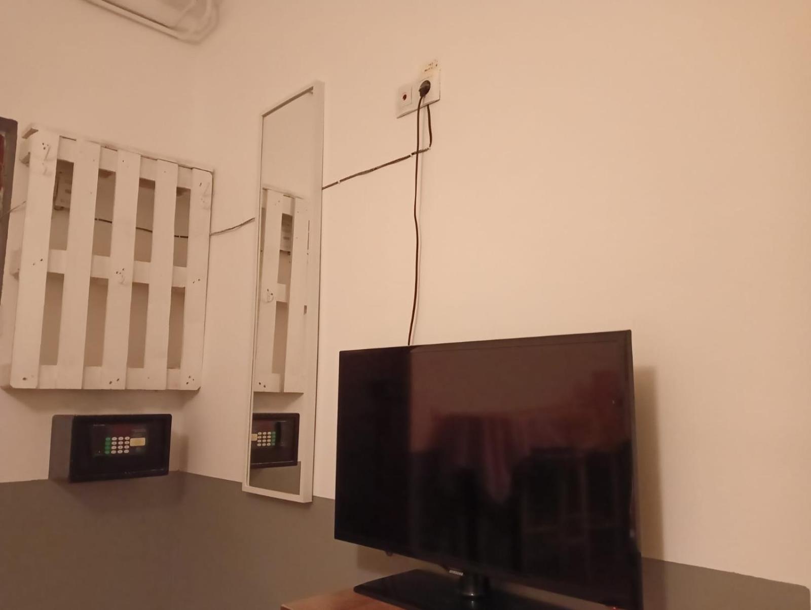 Zen Hostel Cluj-Napoca Buitenkant foto