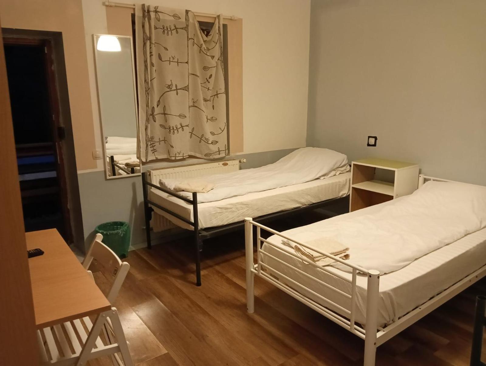 Zen Hostel Cluj-Napoca Buitenkant foto