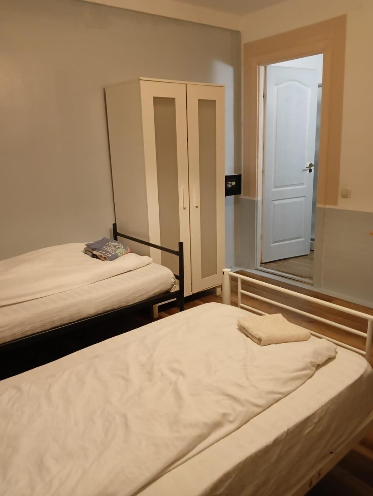 Zen Hostel Cluj-Napoca Buitenkant foto