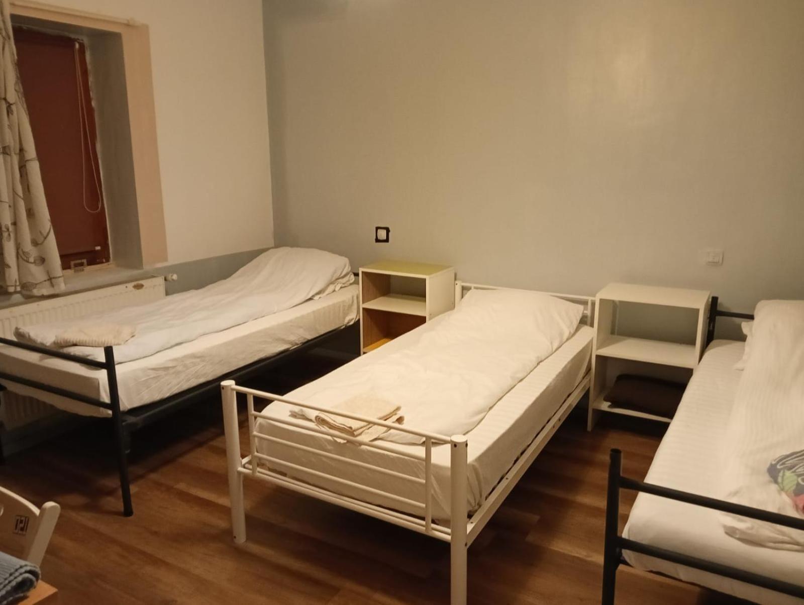 Zen Hostel Cluj-Napoca Buitenkant foto