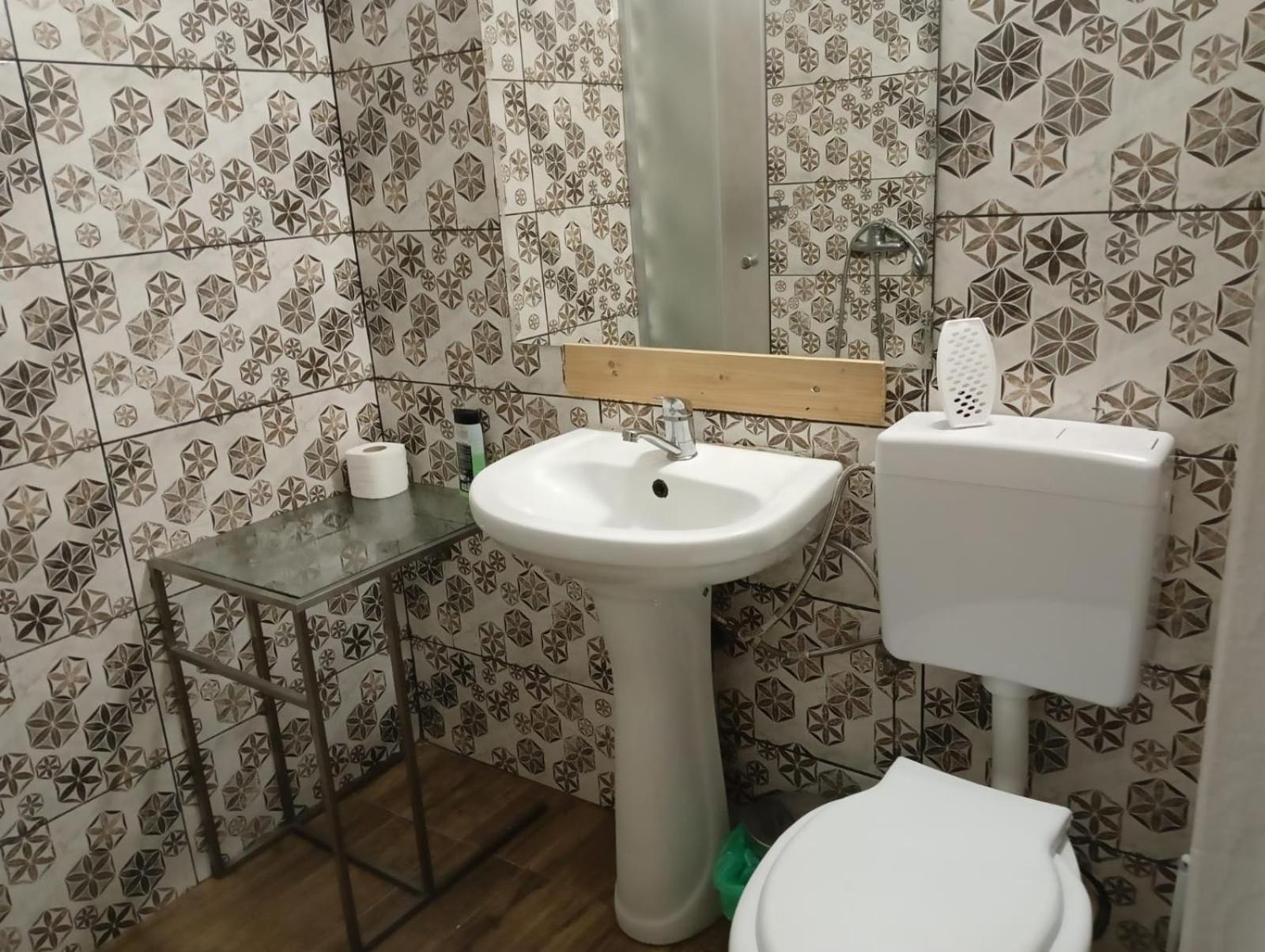 Zen Hostel Cluj-Napoca Buitenkant foto