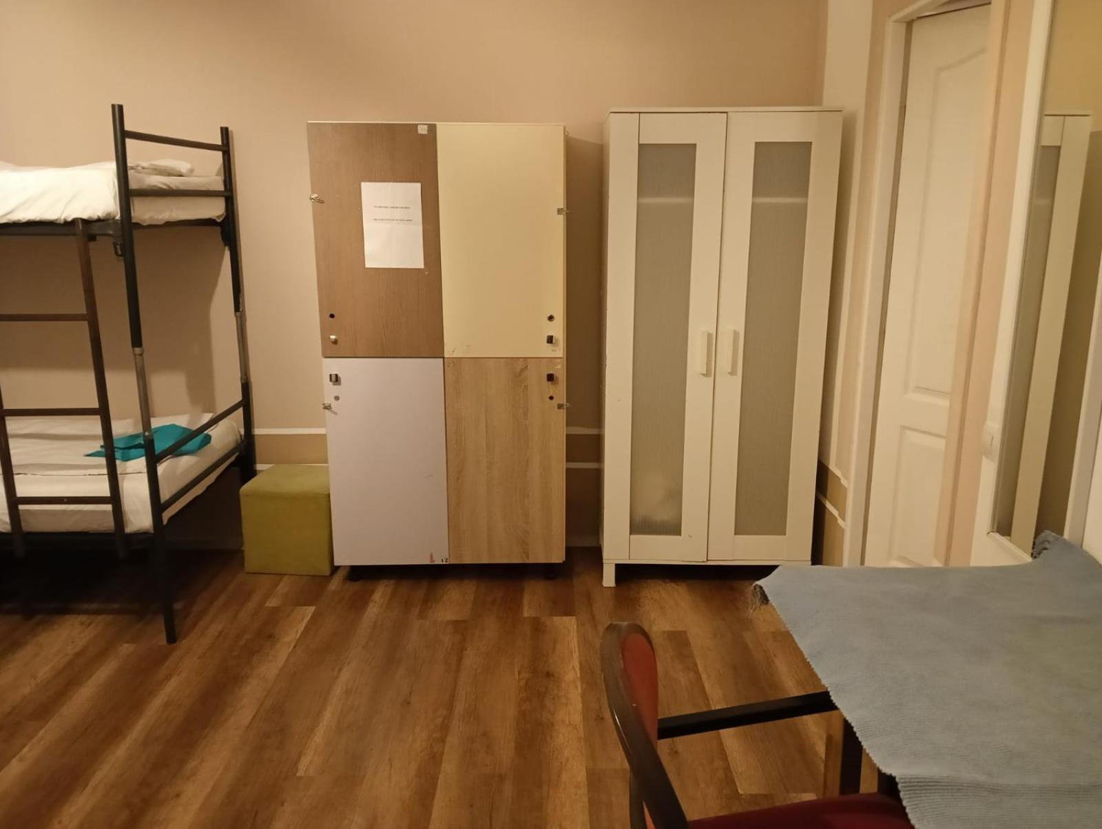 Zen Hostel Cluj-Napoca Buitenkant foto